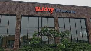 what time does blast fitness close